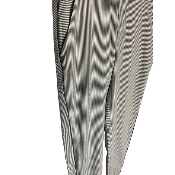 Athleta Brooklyn Ankle Pants Side Stripe Zipper Pocket Gray & White-sz 4P - Picture 6 of 10